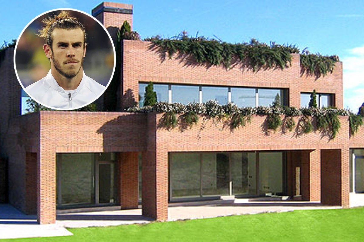 Discover the Most Luxurious Mansions for Footballers