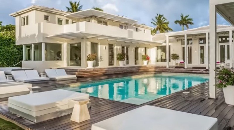 Discover the Most Luxurious Mansions for Footballers